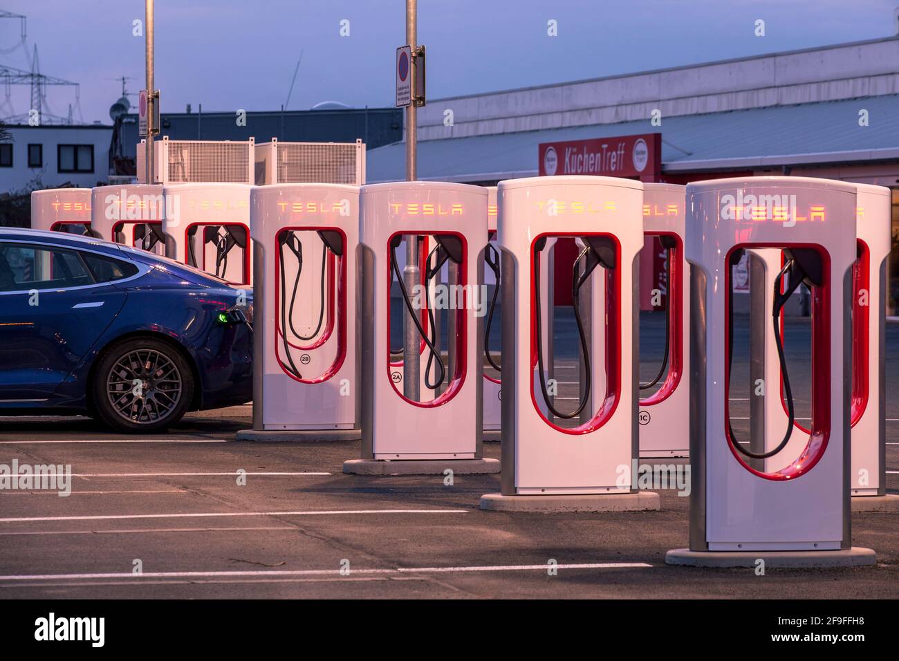 Supercharger charging station for Tesla electric vehicles, Tesla Model