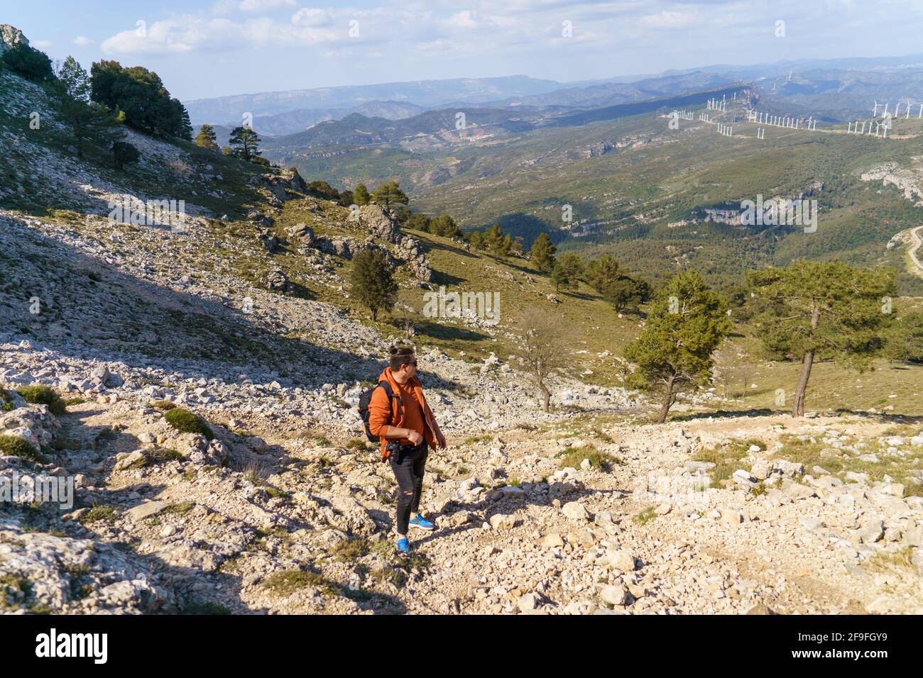 Young spanish man handsome hi-res stock photography and images - Alamy