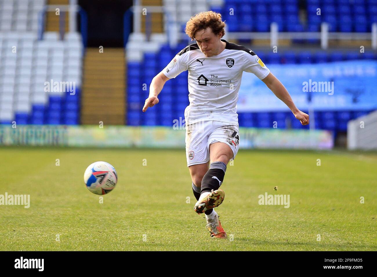 Birmingham Uk 18th Apr 21 Callum Styles Of Barnsley In Action During The Game Efl Skybet Championship Match Coventry City V Barnsley At St Andrew S Stadium In Birmingham Midlands On Sunday 18th