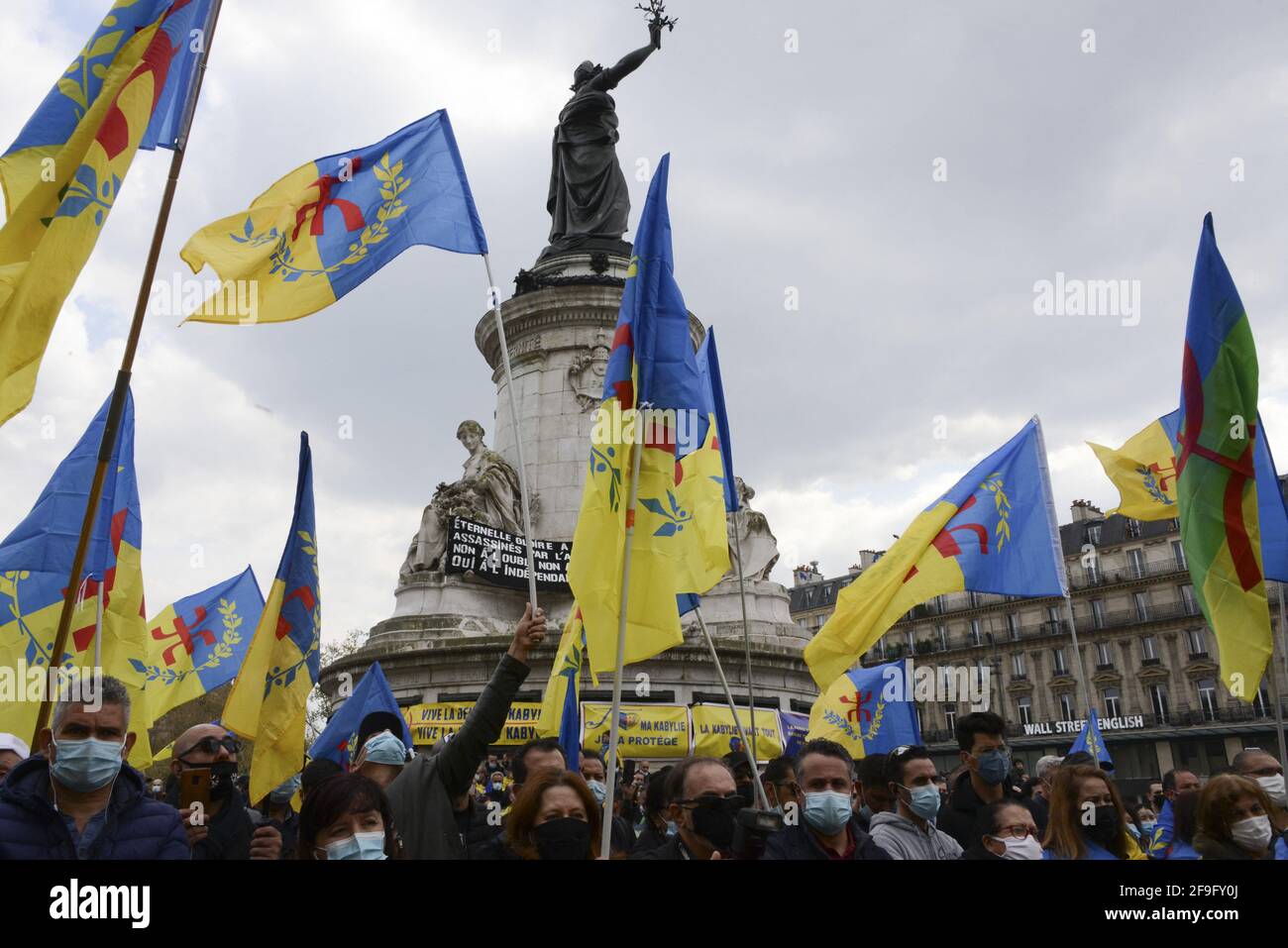Several thousand Kabyle supporters of the independence of Kabylia gathered on the Place de la République to celebrate the process of the self-determination referendum of the Kabyle people which will be started on June 20, 2021. Paris, France, on April 18, 2021. Photo by Georges Darmon/Avenir Pictures/ABACAPRESS.COM Stock Photo