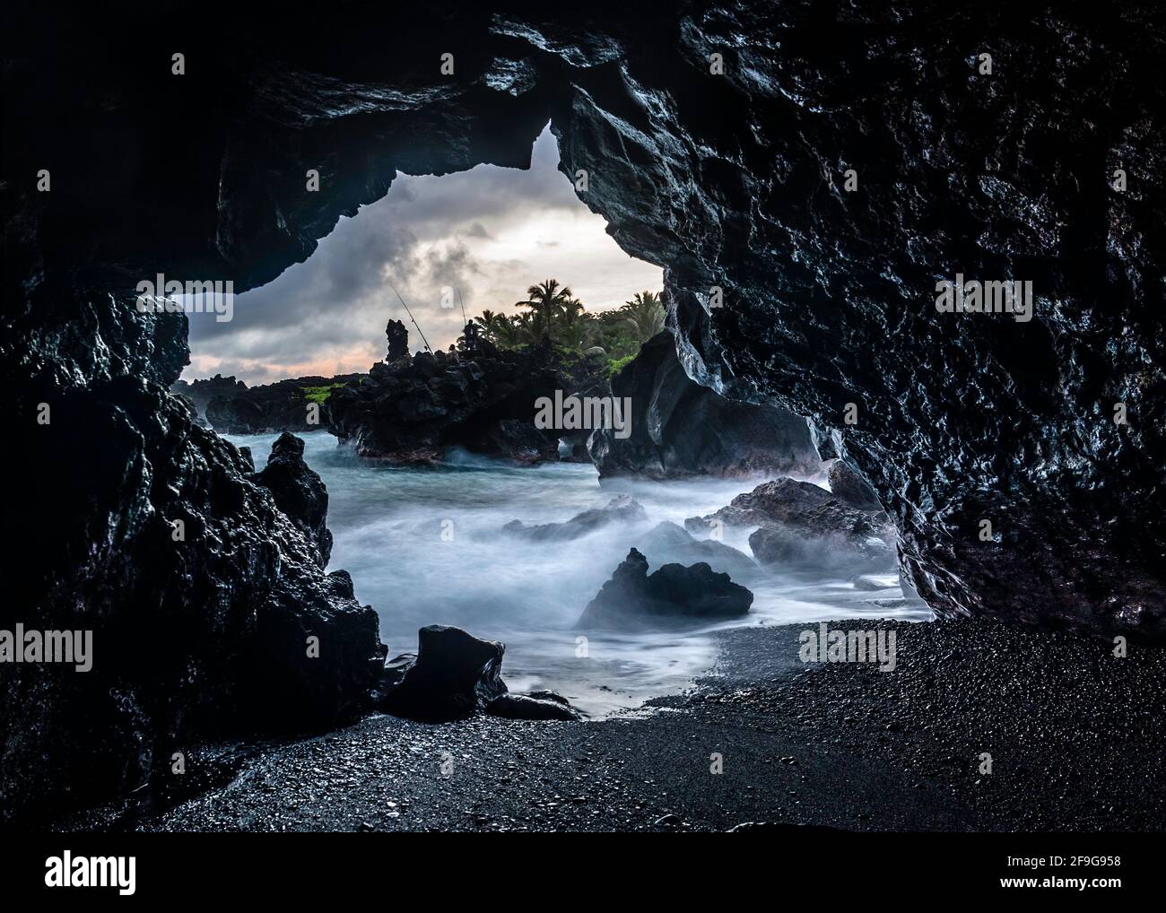 Sea Cave, Waianapanapa State Park, Hana, Maui, Hawaii Stock Photo Alamy