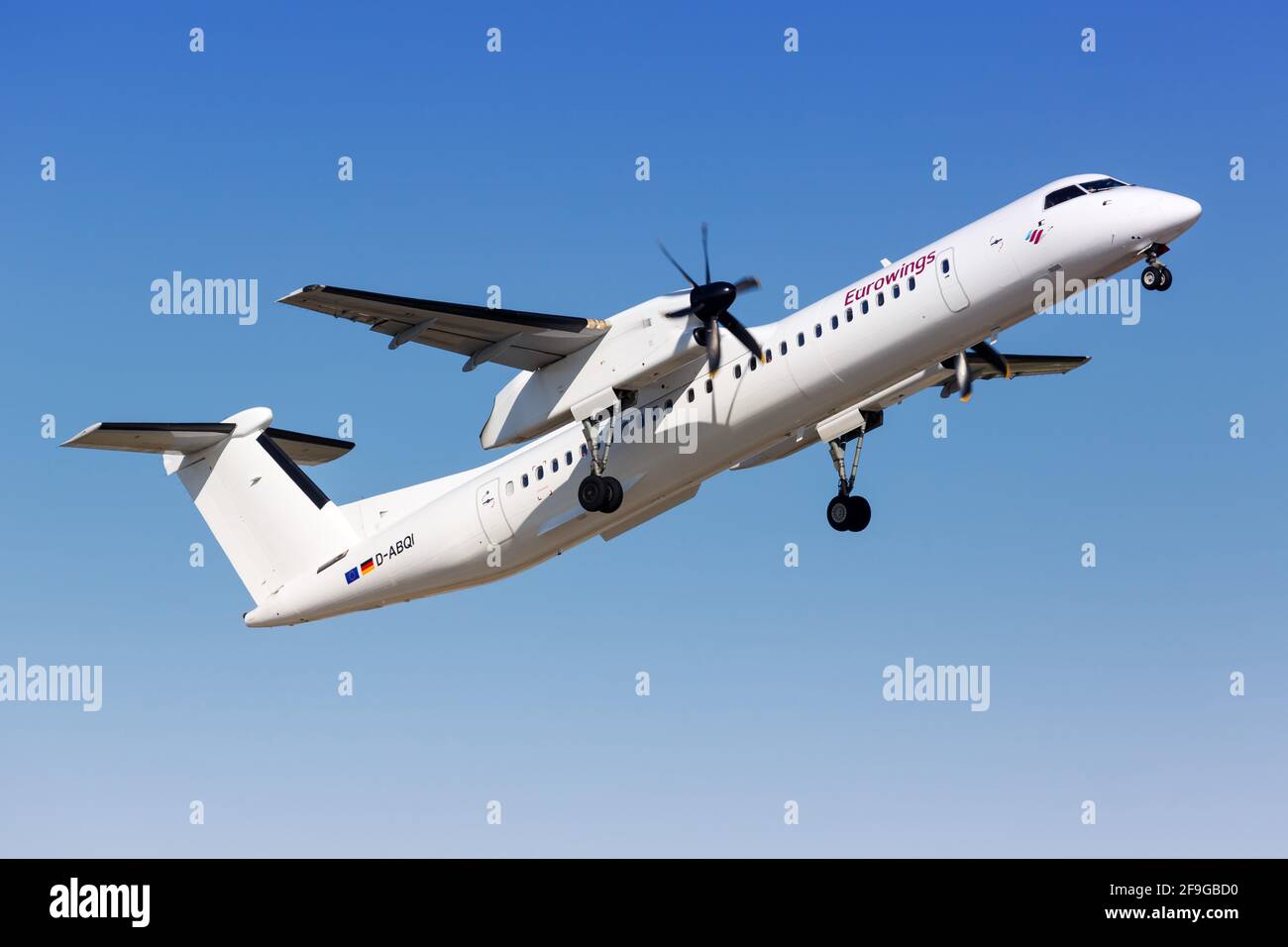 Dash 6 hi-res stock photography and images - Alamy