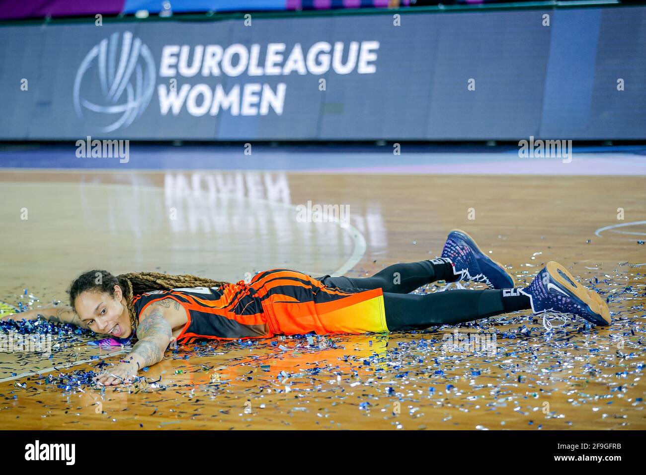 Istanbul Turkey April 18 Brittney Griner Of Ummc Ekaterinburgcelebrate The Win Of The Euroleague Womenplayers Of Ummc Ekaterinburg Celebrate The W Stock Photo Alamy
