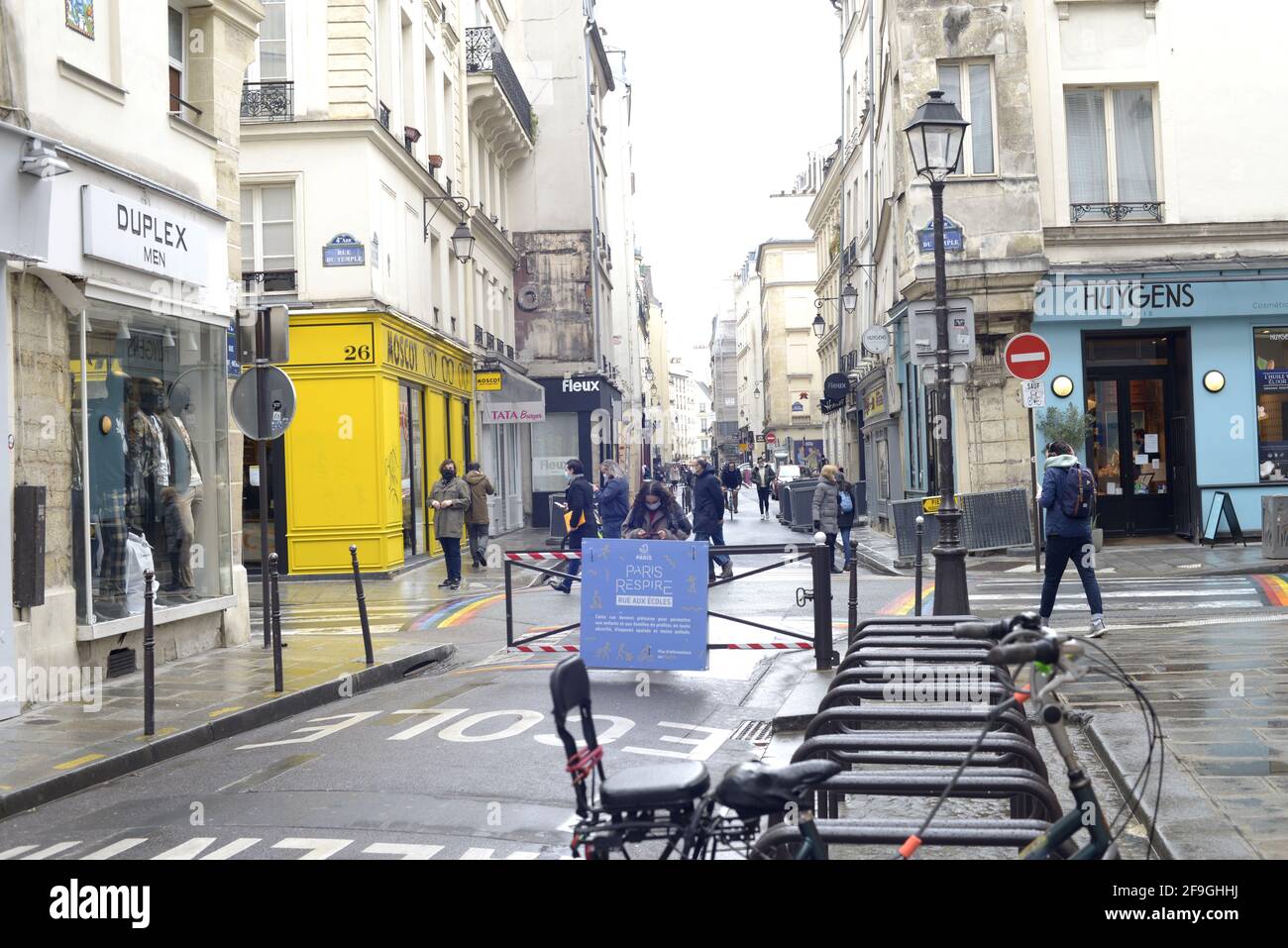 Lockdown in Paris Stock Photo Alamy