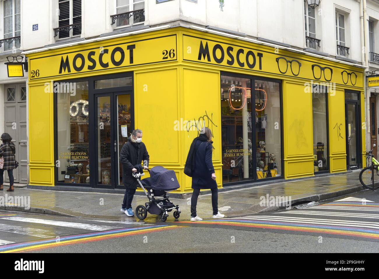 Lockdown in Paris Stock Photo Alamy