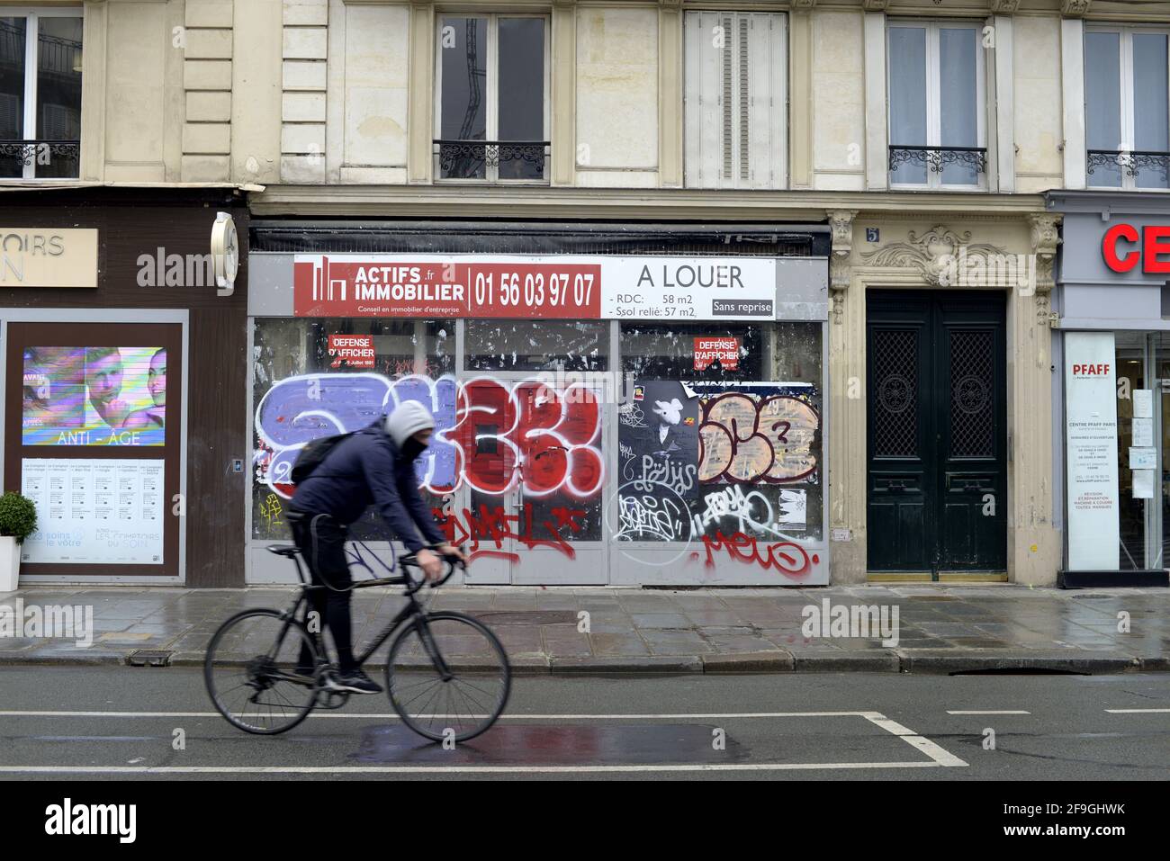 Lockdown in Paris Stock Photo Alamy
