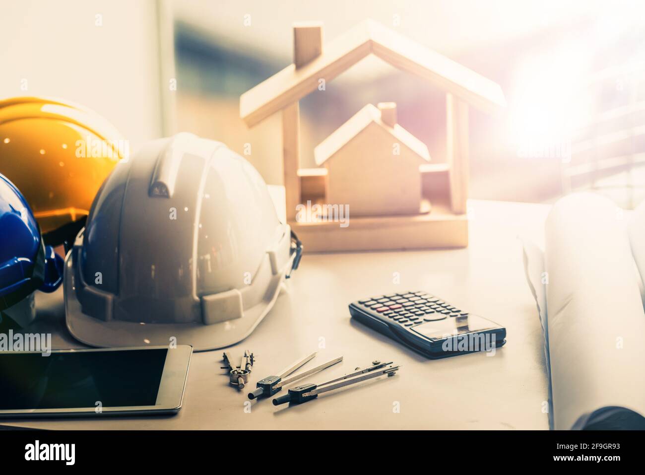 Contractor objects hi-res stock photography and images - Alamy