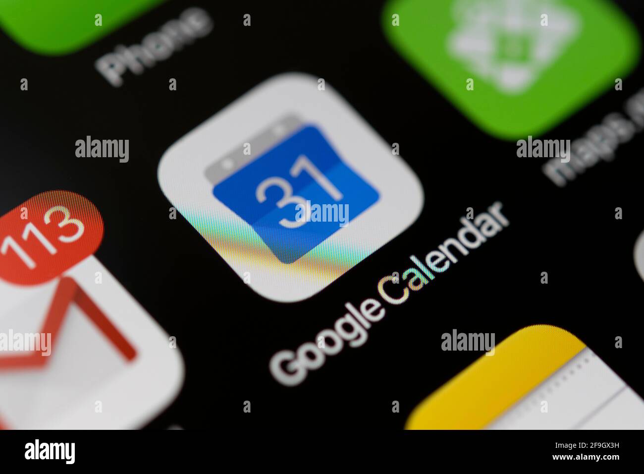 Google Calendar, Logo, App-Icon, Anzeige auf einem Bildschirm vom Handy, Smartphone, Makroaufnahme, Detail, formatfuellend Stock Photo