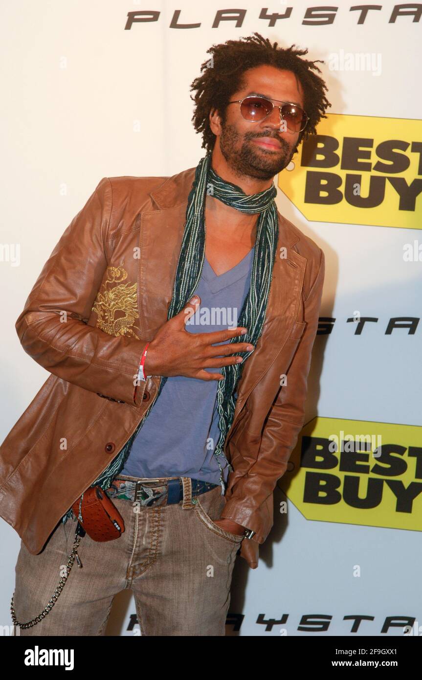 Eric benet hi-res stock photography and images - Alamy