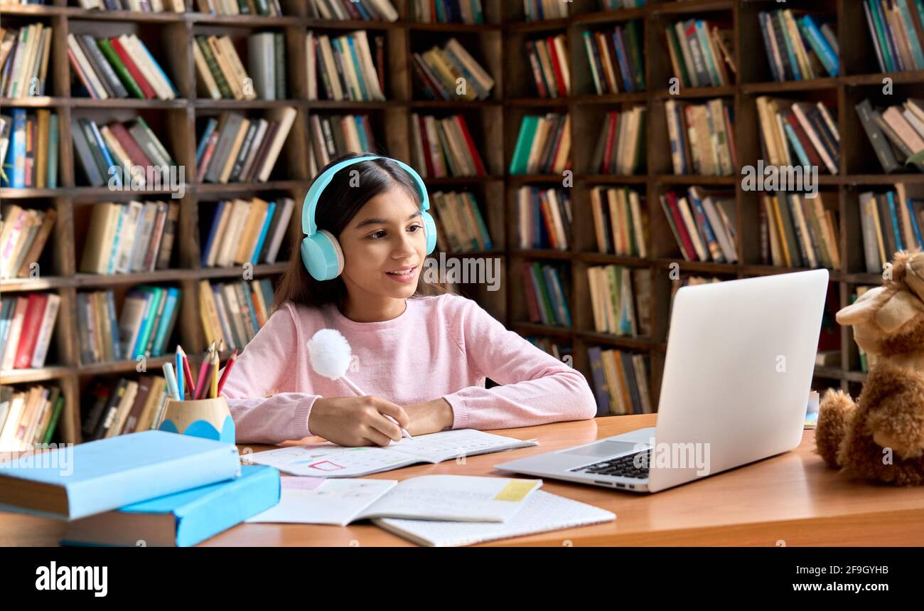 Indian classroom hi-res stock photography and images - Alamy