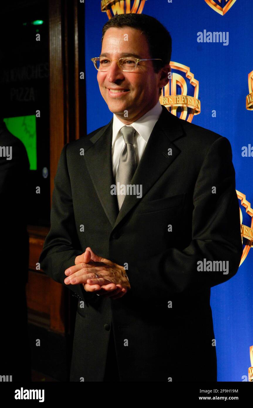 Warner bros tv hi-res stock photography and images - Alamy