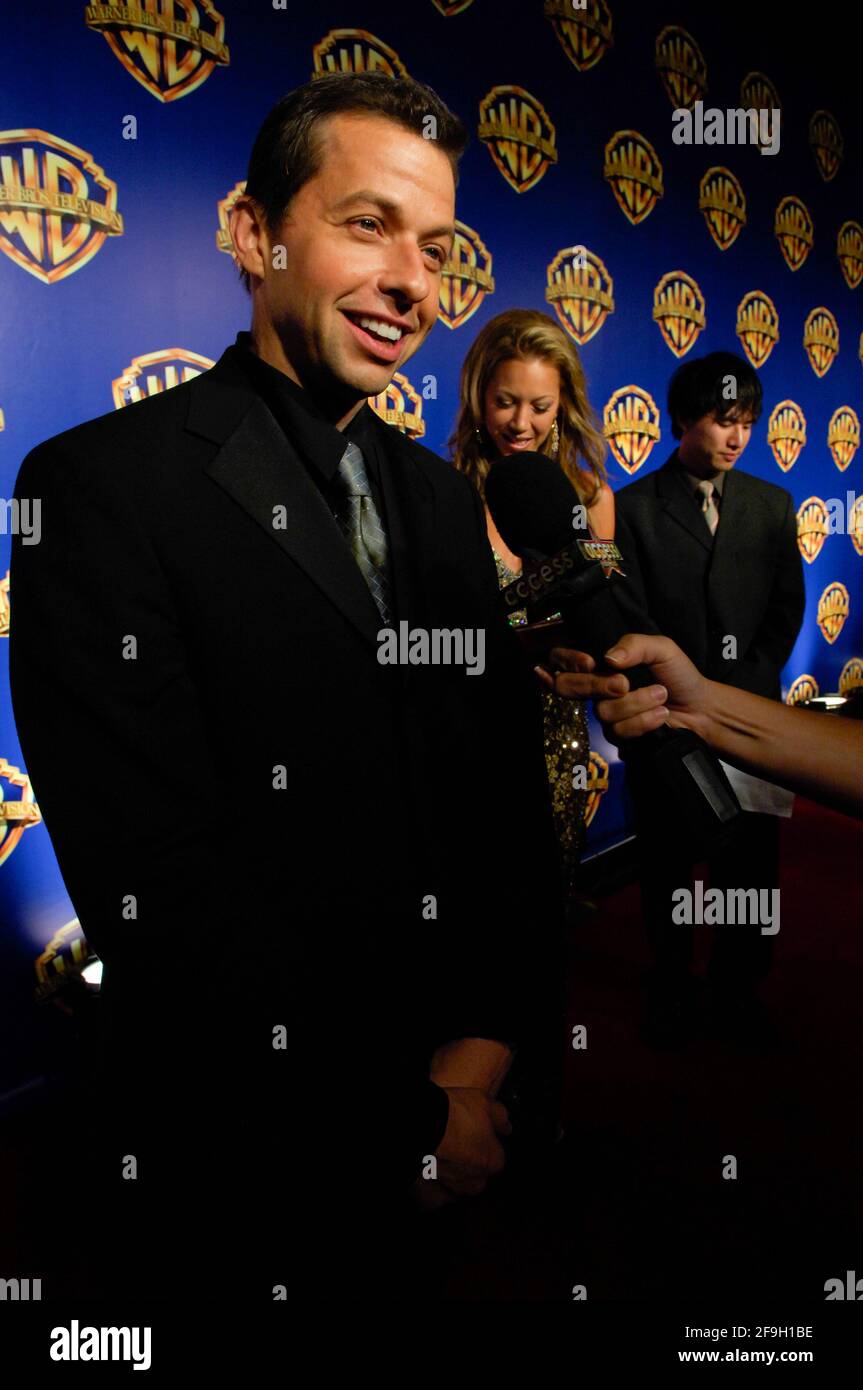 Actor Jon Cryer attends arrivals for the 58th Annual Primetime Emmy Awards Warner Bros. Television Party at Cicada on August 28, 2006 in Los Angeles, California. Stock Photo