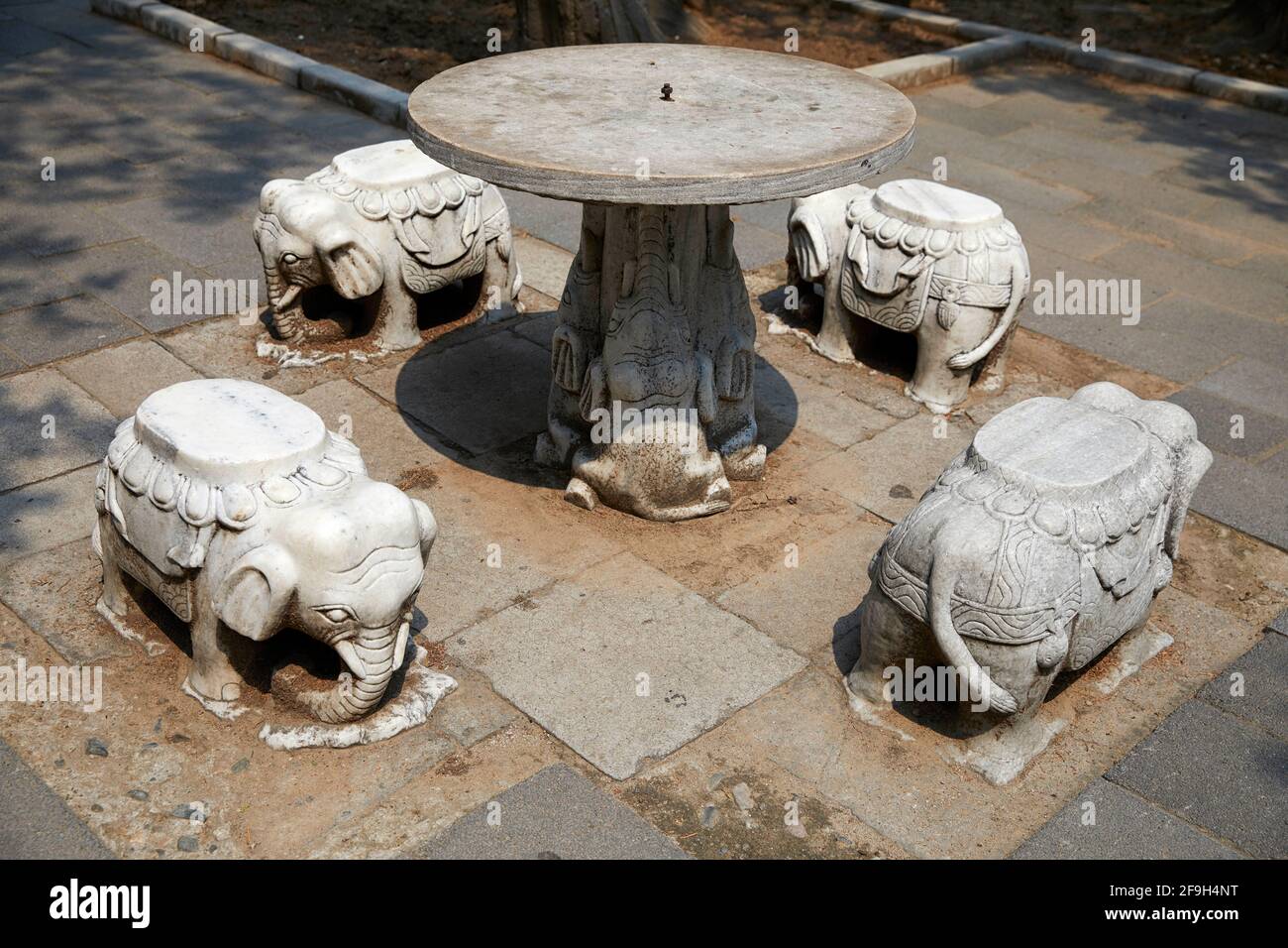 Elephant picnic table carved out of stone at Zhaoling Tomb,  Ming Dynasty in Beijing UNESCO World Heritage Site Stock Photo