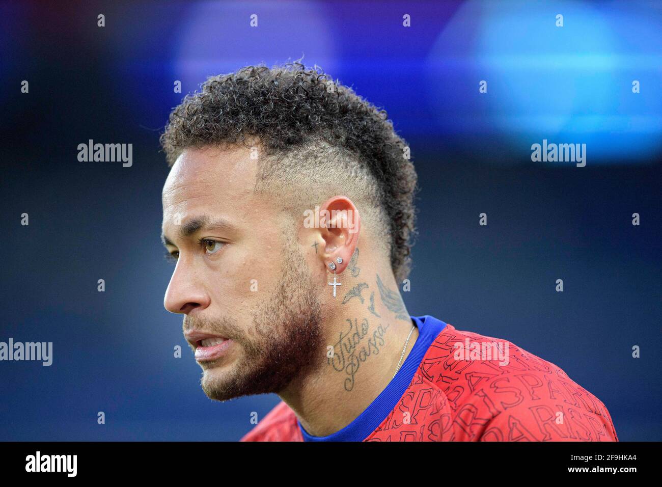 Neymar Psg With Tattoo And Earrings Earring Warming Up Football Champions League Quarter Finals Return Match Paris St Germain Psg Fc Bayern Munich M 0 1 On April 13th 21 In Paris France