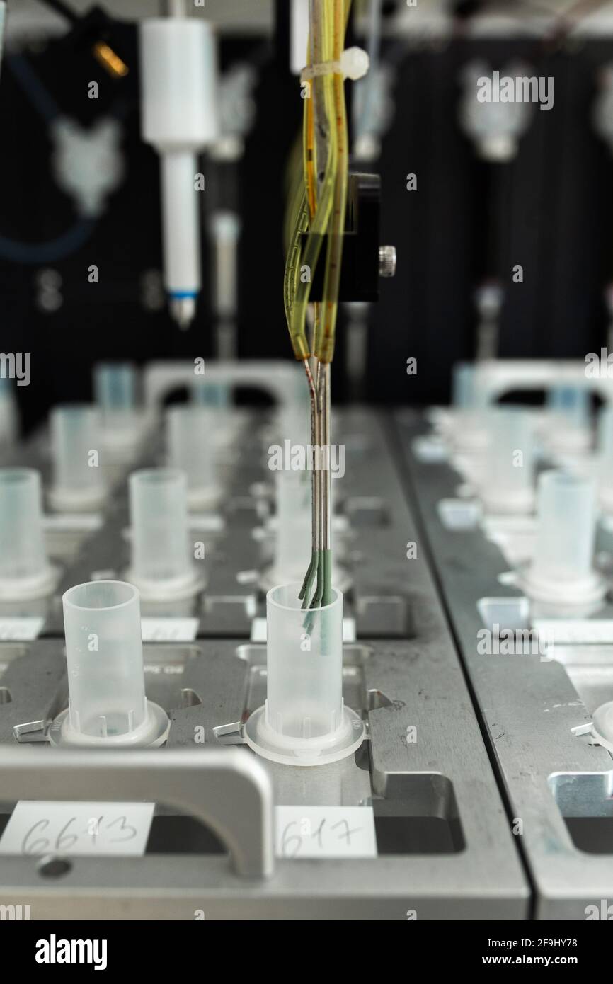 Automatic laboratory equipment for analysis Stock Photo Alamy