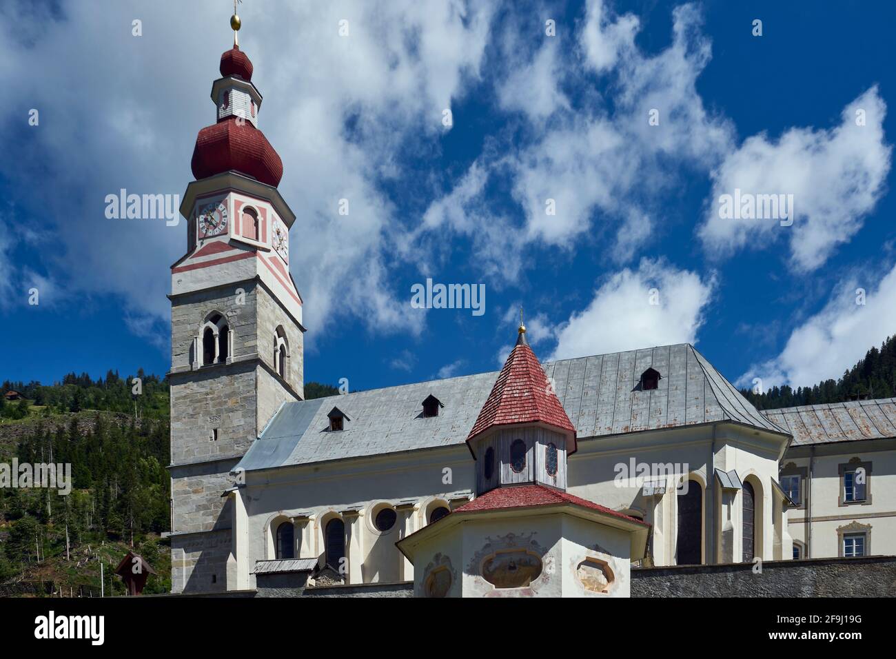 Wallfahrtskirche Maria Schnee, Maria Luggau, Lesachtal, Bezirk Hermagor, Kärnten, Österreich Stock Photo