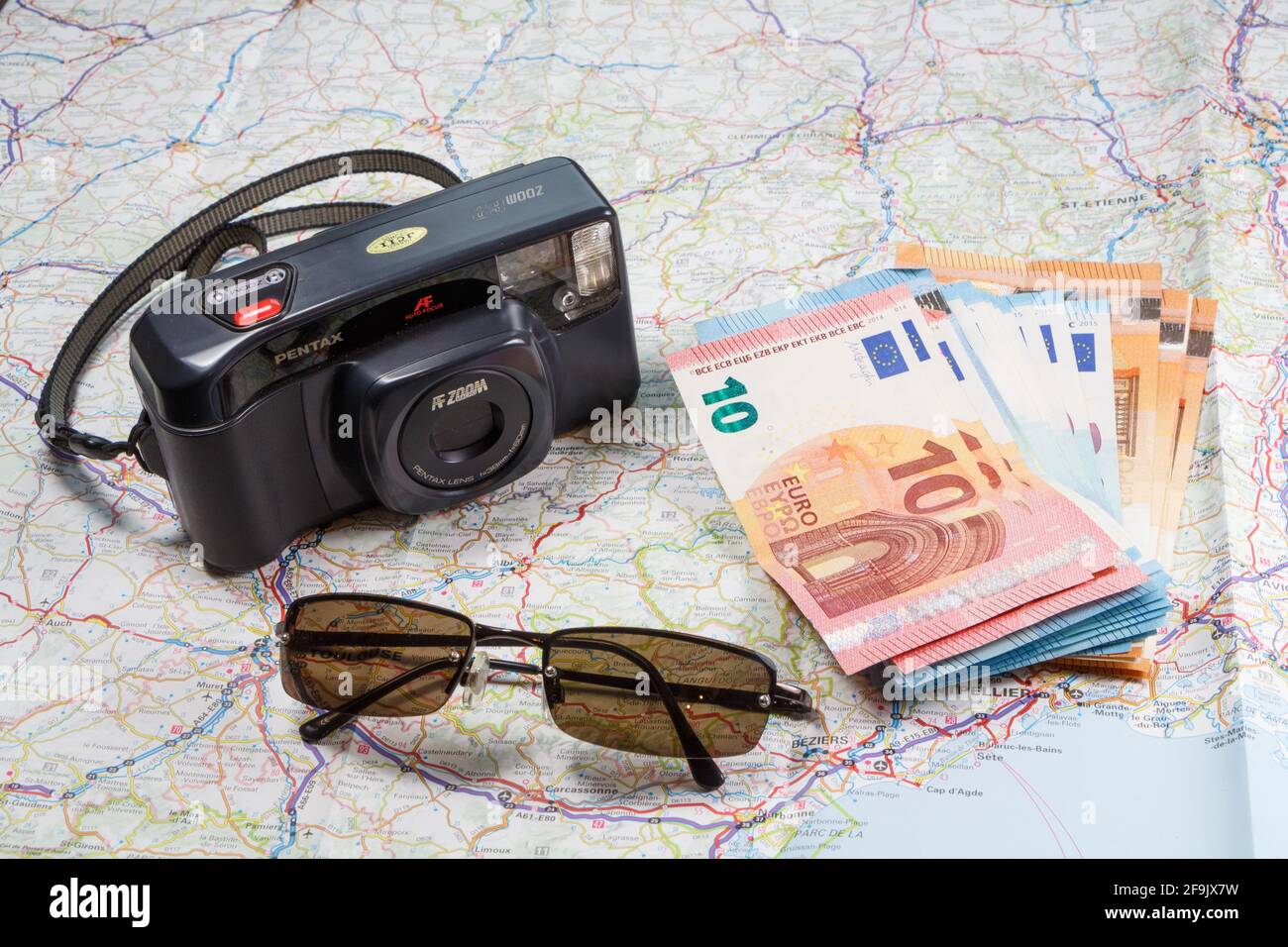 Pentax hi-res stock photography and images - Page 3 - Alamy
