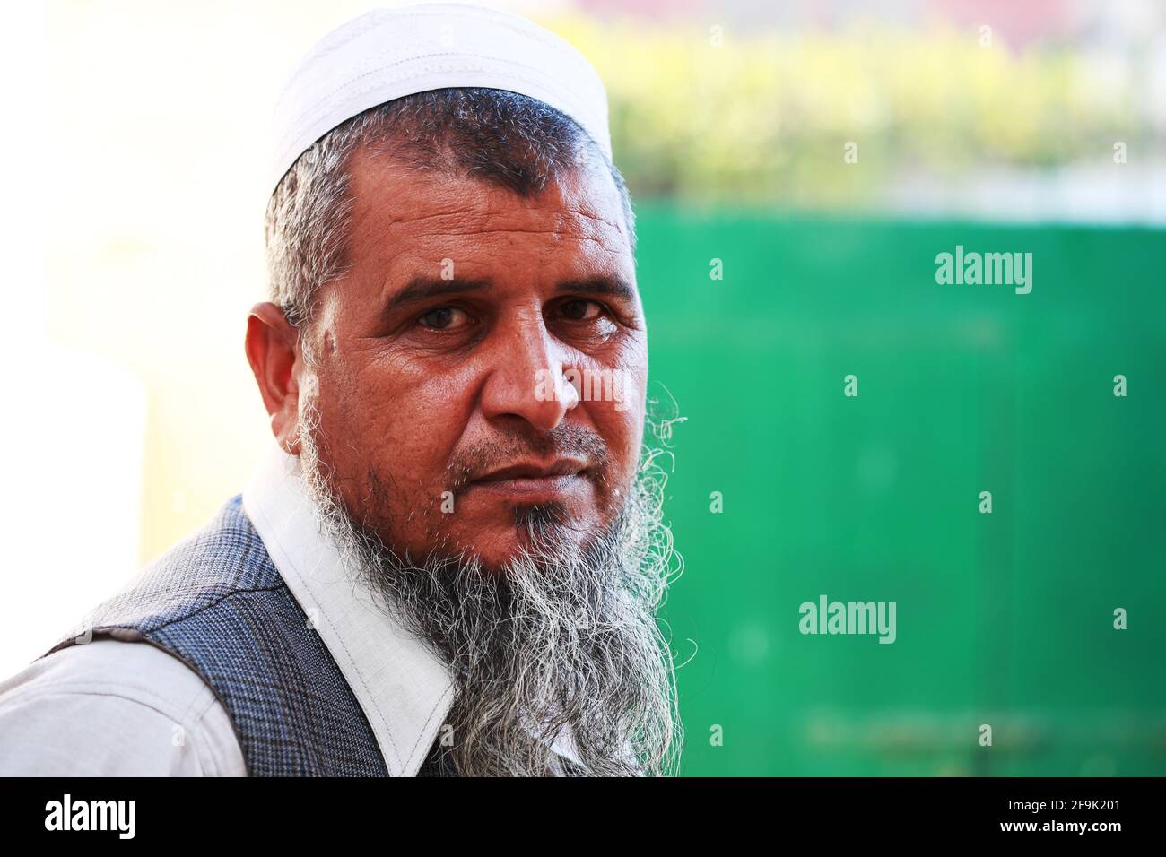Pakistan Ragman Bearded Pathan man from Swat, Pakistan Stock Photo - Alamy
