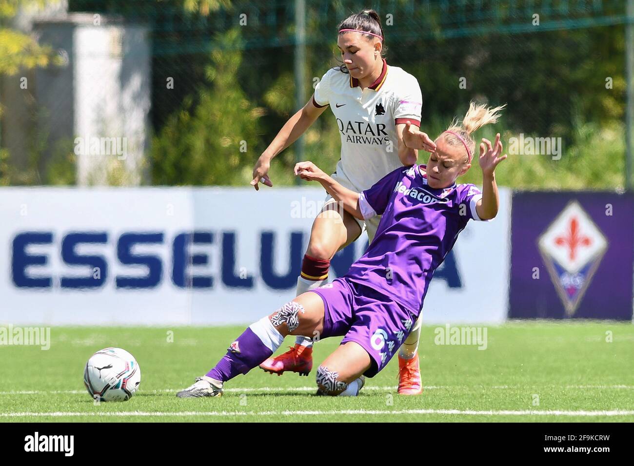 Claudia Neto (Fiorentina Femminile) during ACF Fiorentina femminile vs  Florentia San Gimignano, Italian Soccer Serie A Women Championship,  Florence, I Stock Photo - Alamy