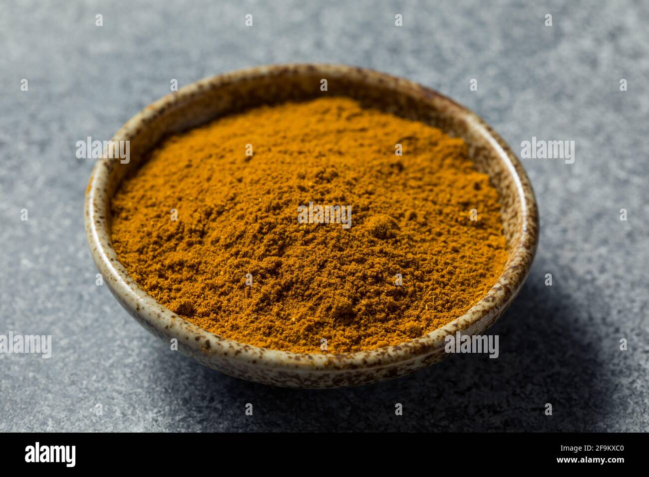 Raw indian spices hi-res stock photography and images - Alamy