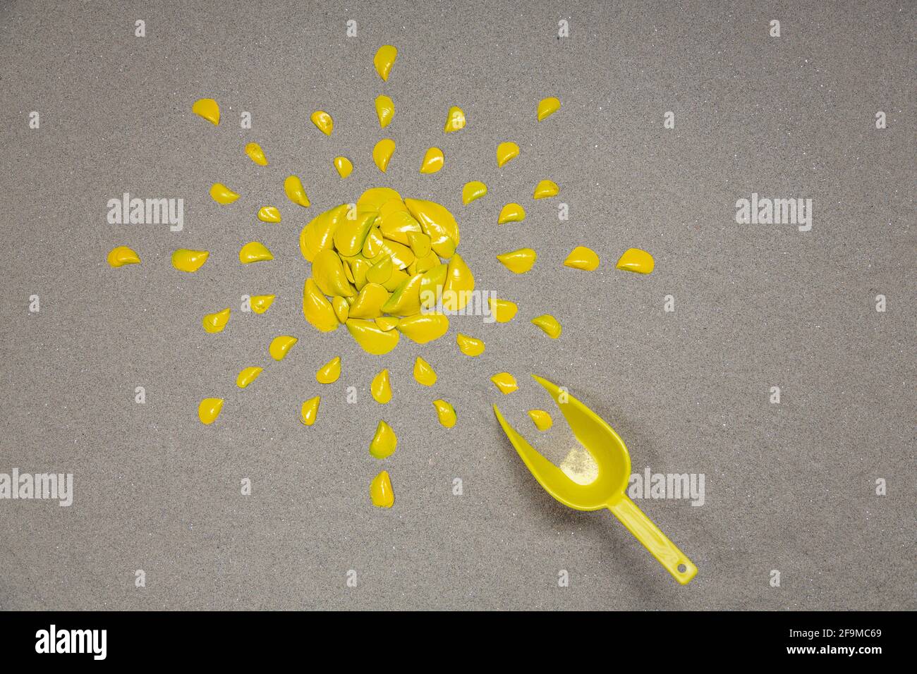 Left sided hi-res stock photography and images - Alamy