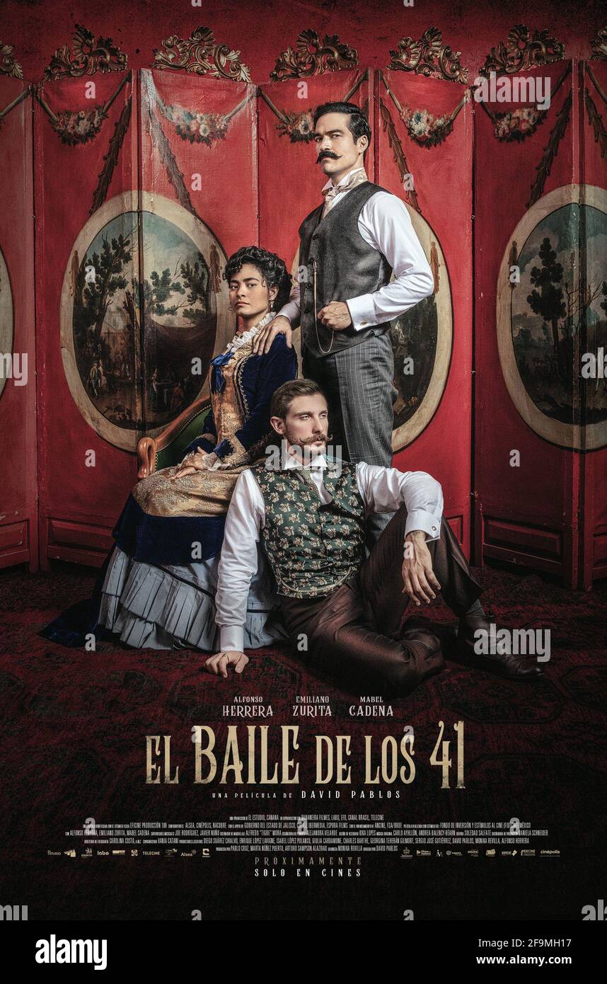 DANCE OF THE 41, (aka EL BAILE DE LOS 41), DANCE OF THE 41, (aka EL BAILE  DE LOS 41), Spanish language poster, from left: Mabel Cadena, Emiliano  Zurita (seated), Alfonso Herrera,