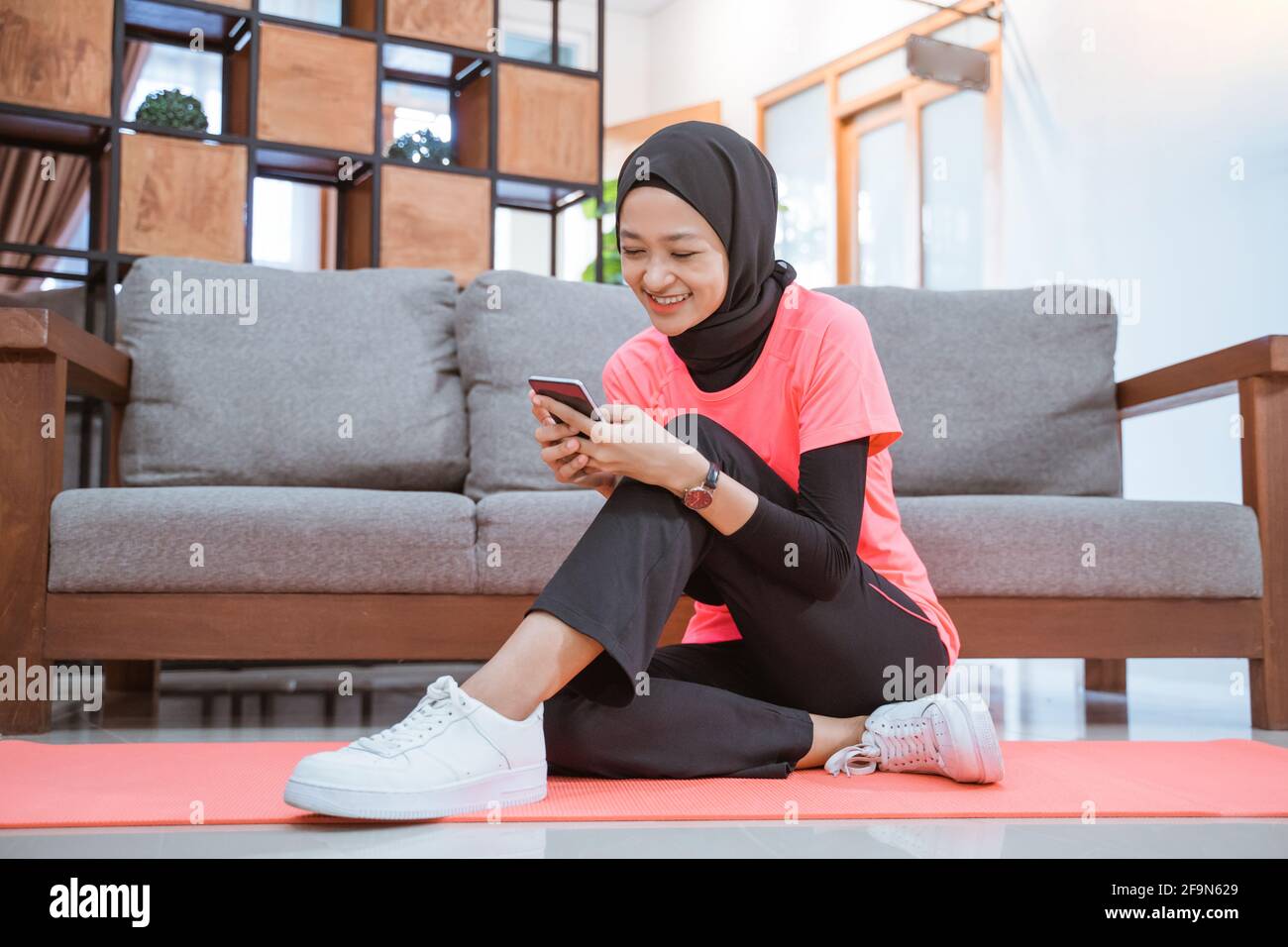 Beautiful slim girl sitting on hi-res stock photography and images - Alamy