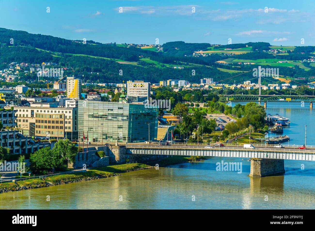 Design center linz hi-res stock photography and images - Alamy