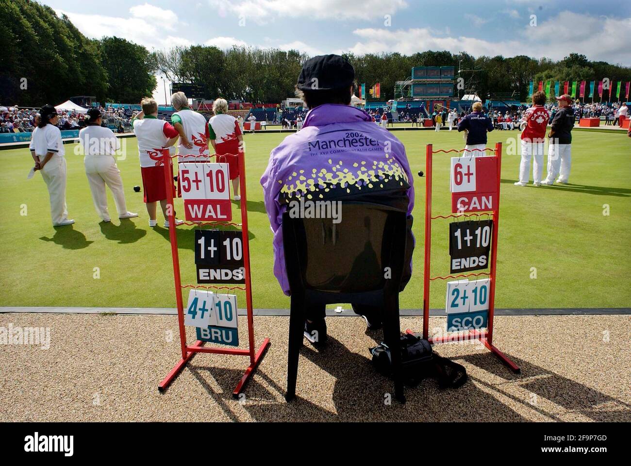 COMMONWEALTH GAMES IN MANCHESTER 26/7/2002 LAWN BOWLS PICTURE DAVID