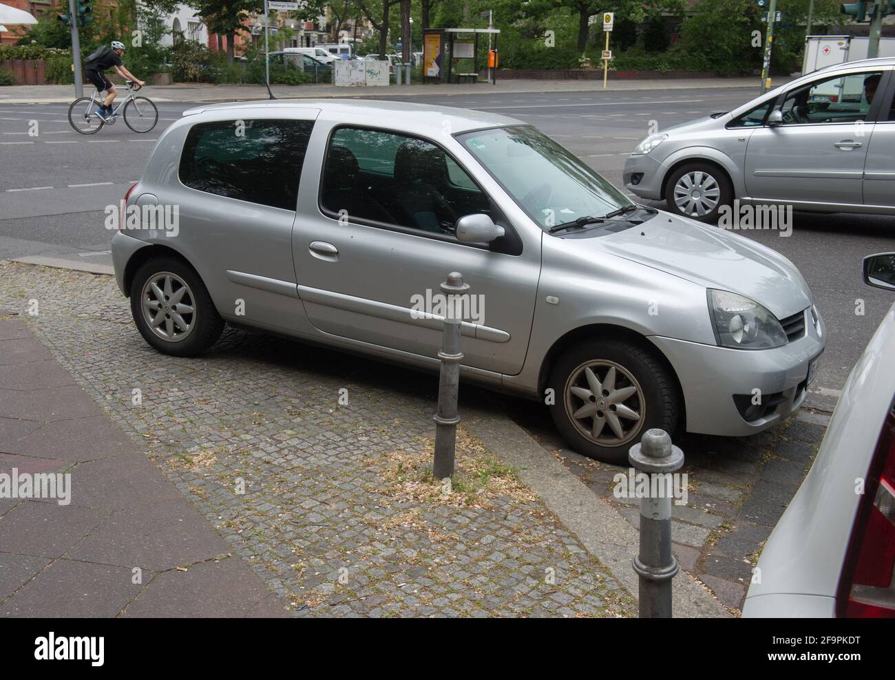 22.05.2020, , , - Mitte district - parking problems and illegal parking. 0CE200522D005CAROEX.JPG [MODEL RELEASE: NOT APPLICABLE, PROPERTY RELEASE: NO Stock Photo