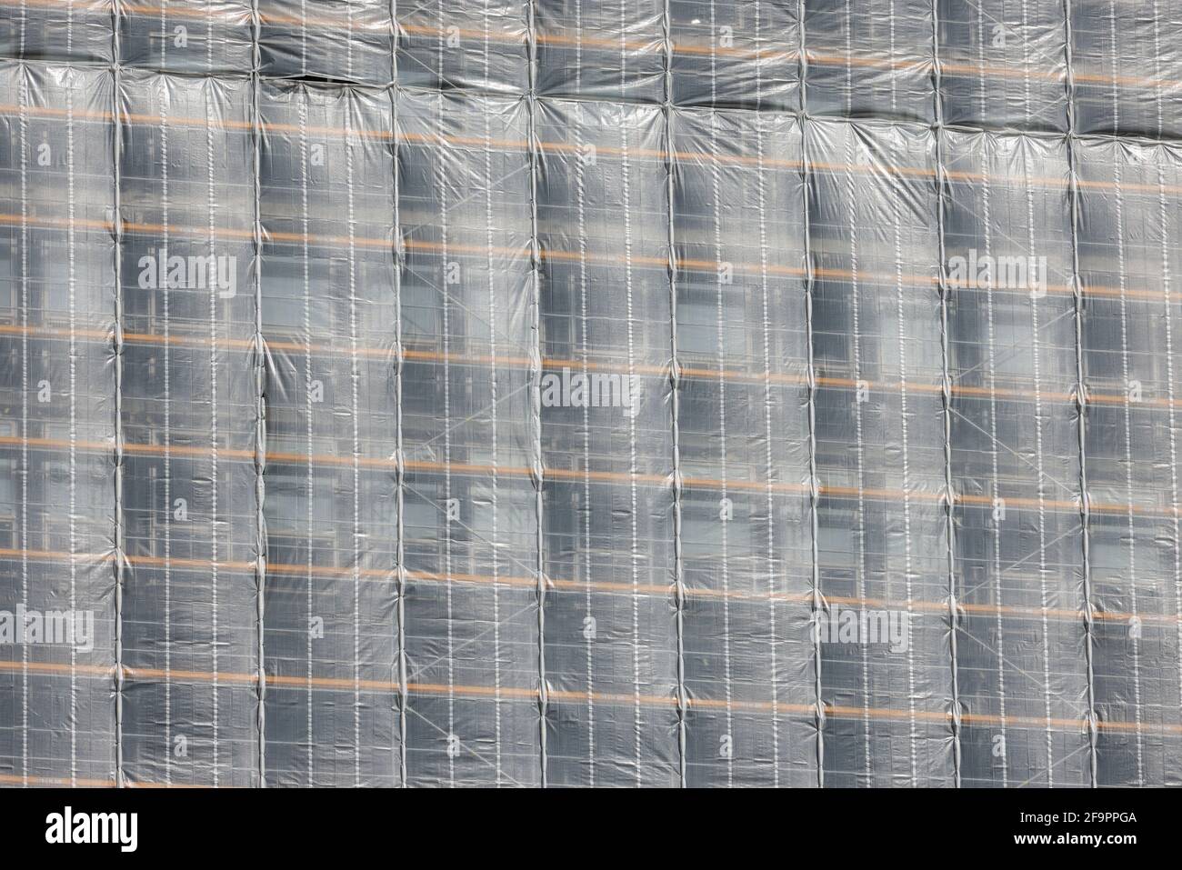 19.03.2021, Essen, North Rhine-Westphalia, Germany - Rubble-covered construction site facade. 00X210319D050CAROEX.JPG [MODEL RELEASE: NO, PROPERTY REL Stock Photo