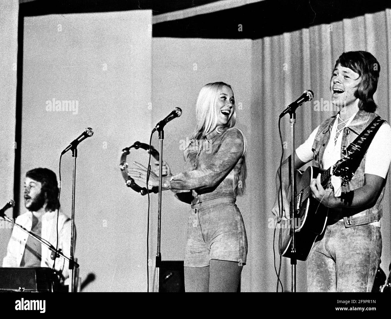 Benny Andersson, Agnetha Faltskog and Bjorn Ulvaeus on stage in Kolback during the Swedish summer tour in 1971. Photo: Expressen / TT / code 192 Stock Photo