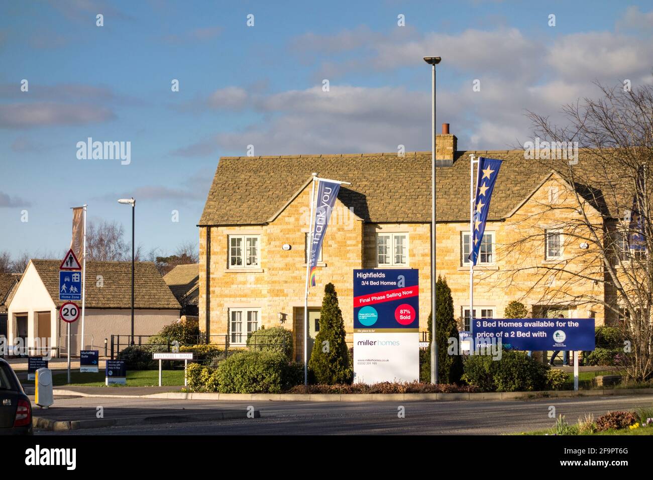 New housing development by Miller Homes, Tetbury, Gloucestershire Stock Photo