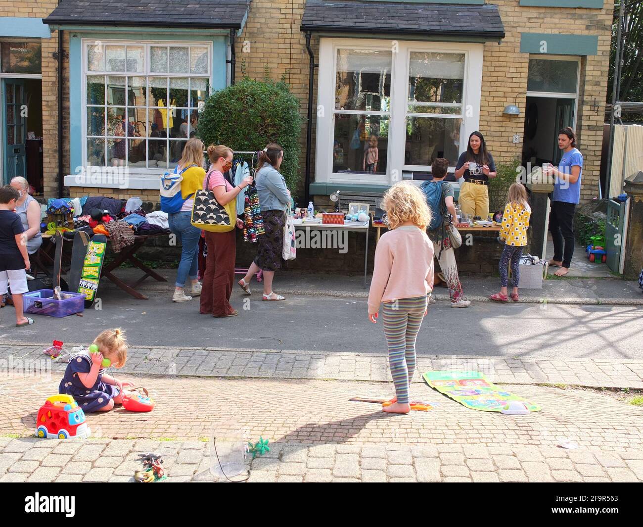 Nether edge yard sale trail hires stock photography and images Alamy