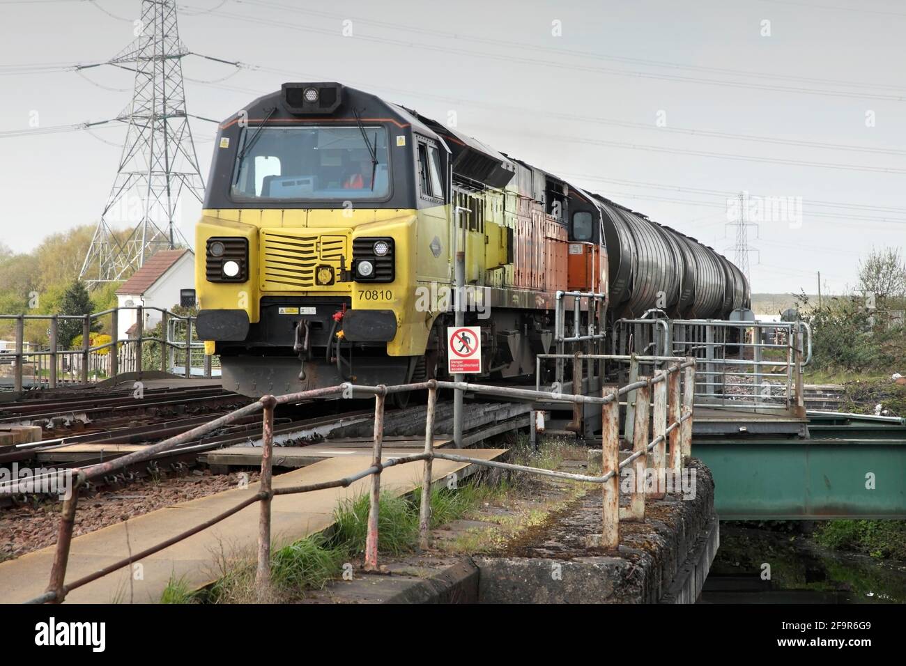 Colas Rail Freight Class 70 Loco 70810 Hauling The 1005 Colas Ribble ...