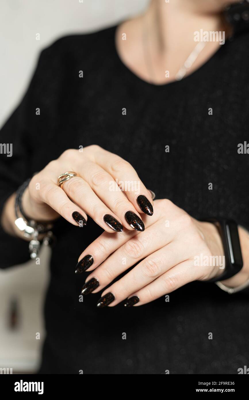 Beautyfini | Nails | Waxing | Threading | Canary Wharf E14