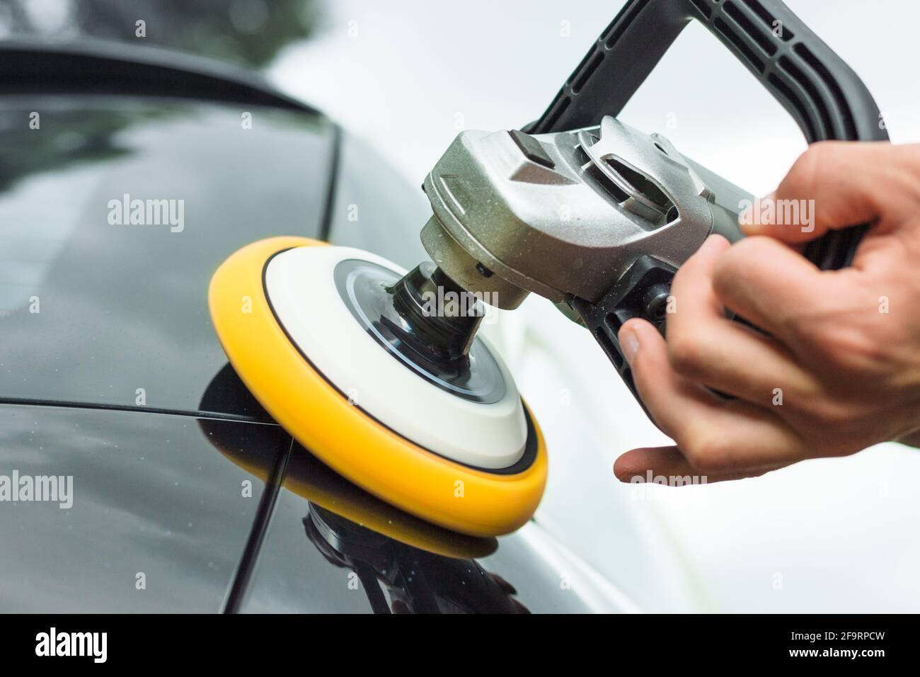 Orbital buffer hires stock photography and images Alamy