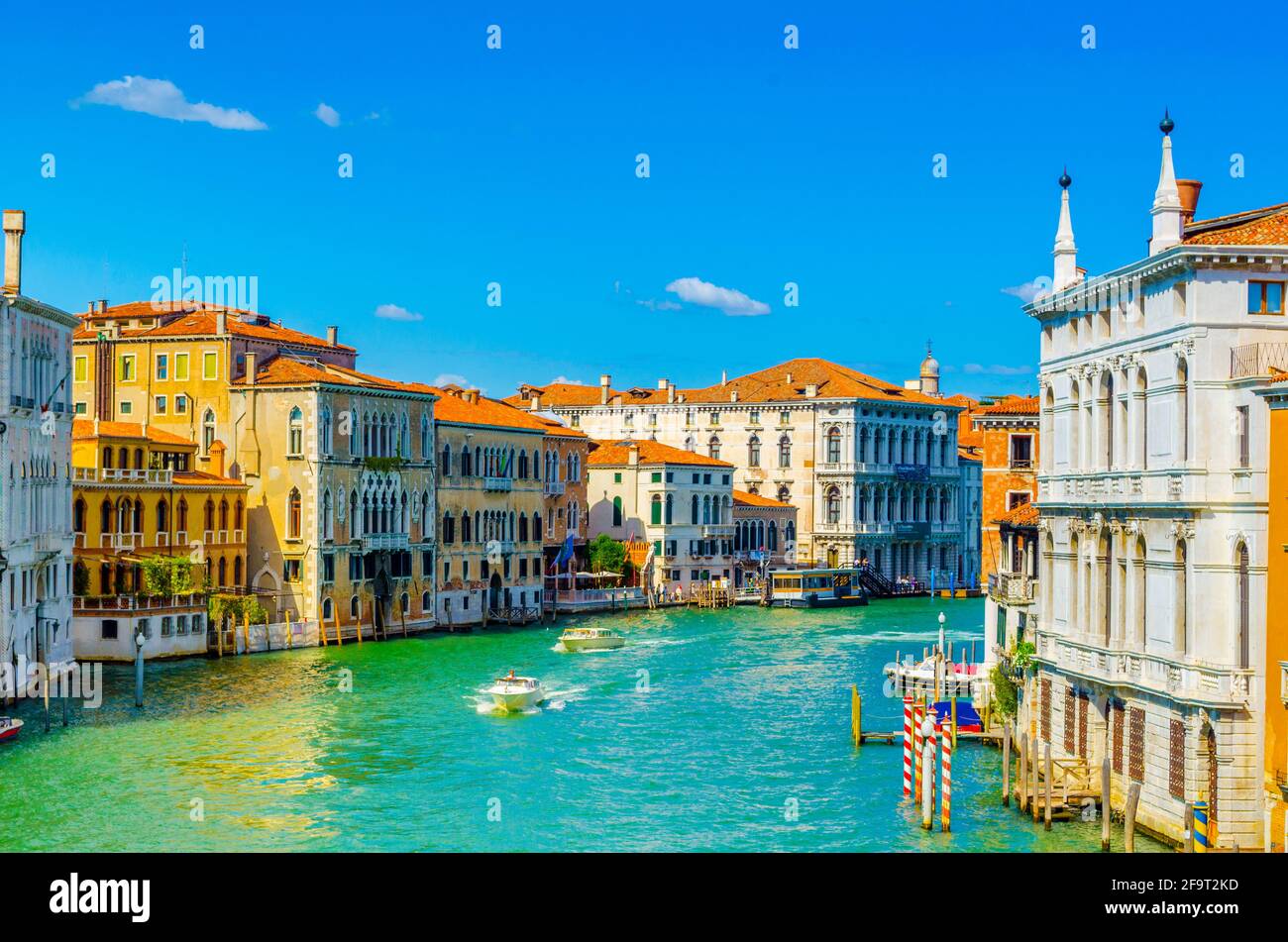 Gorgeous view of the grand canal hi-res stock photography and images ...