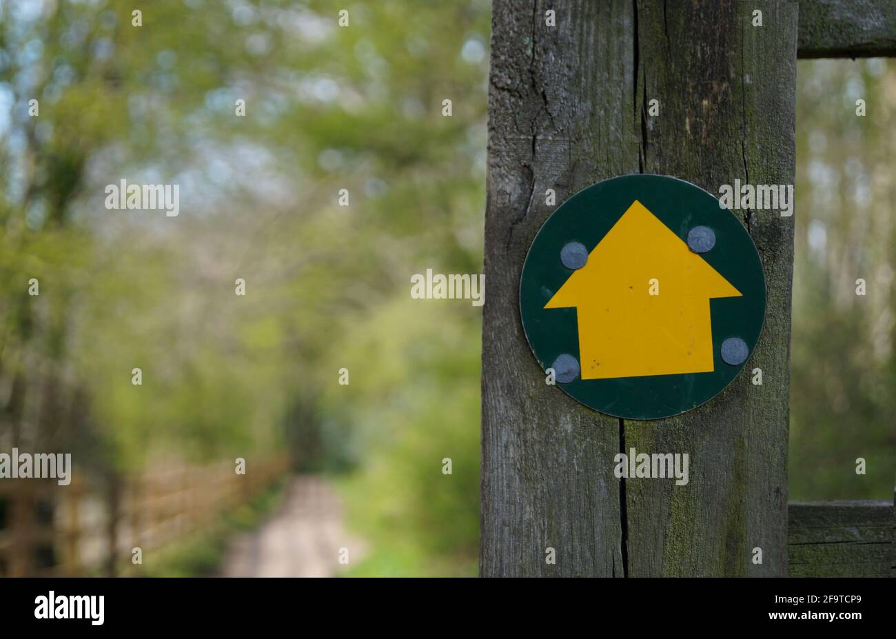 Public footpath way marker arrow hi res stock photography and images