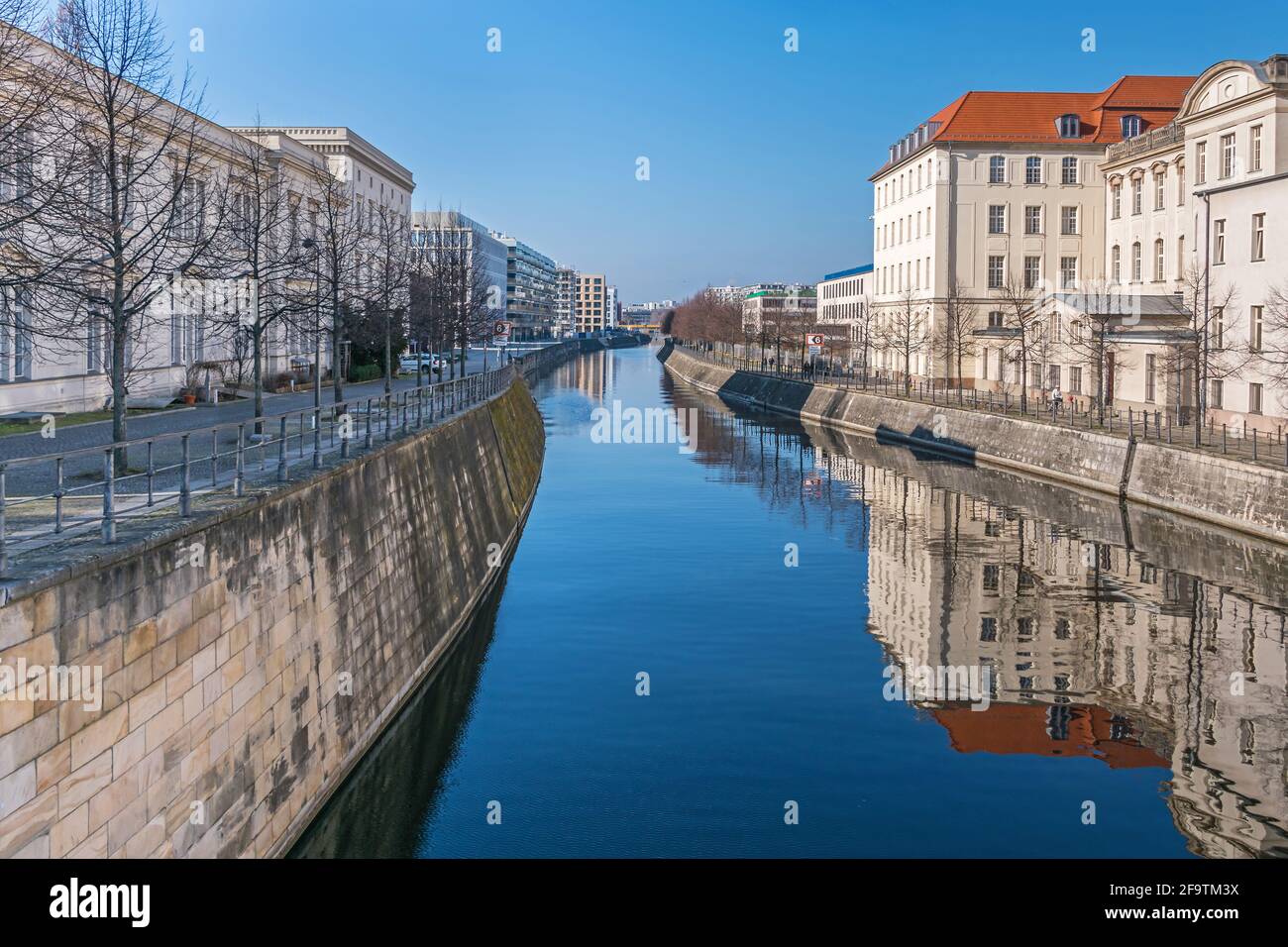 Berlin, Germany - March 1, 2021: Banks of the Berlin-Spandau shipping canal with the building of Hamburger Bahnhof and Federal Ministry for Economic A Stock Photo