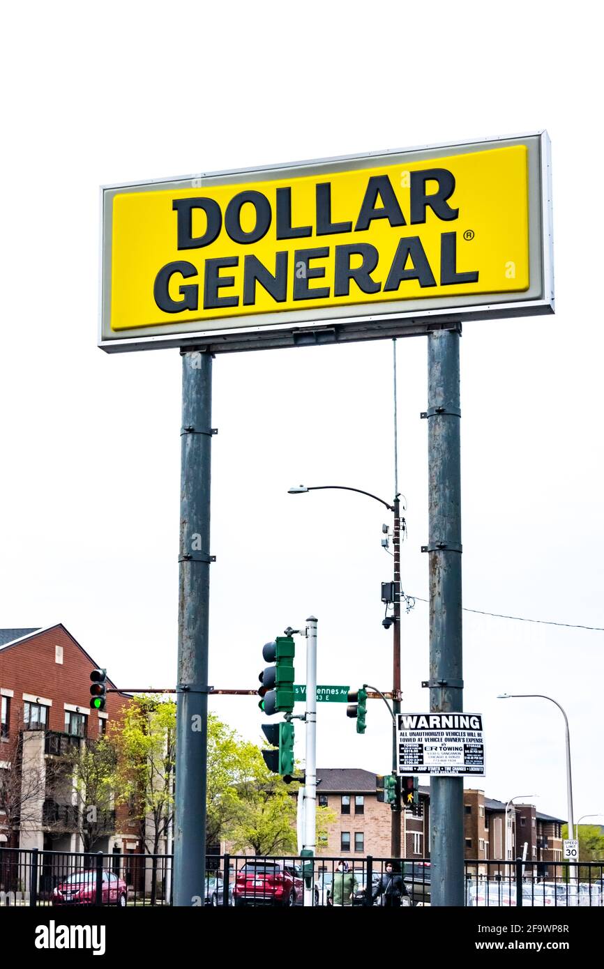 Dollar General exterior store marquee sign in Chicago, Illinois Stock