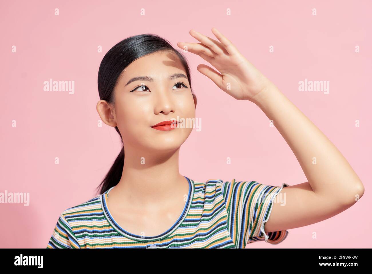 Cover eyes from sun hires stock photography and images Alamy