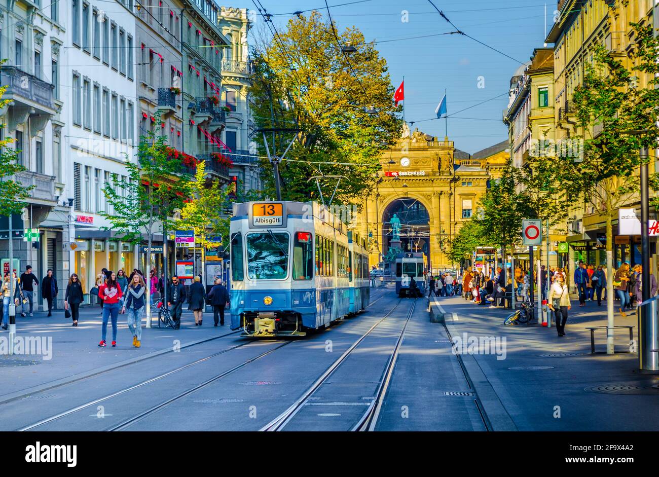 Boutique zurich hi-res stock photography and images - Page 3 - Alamy