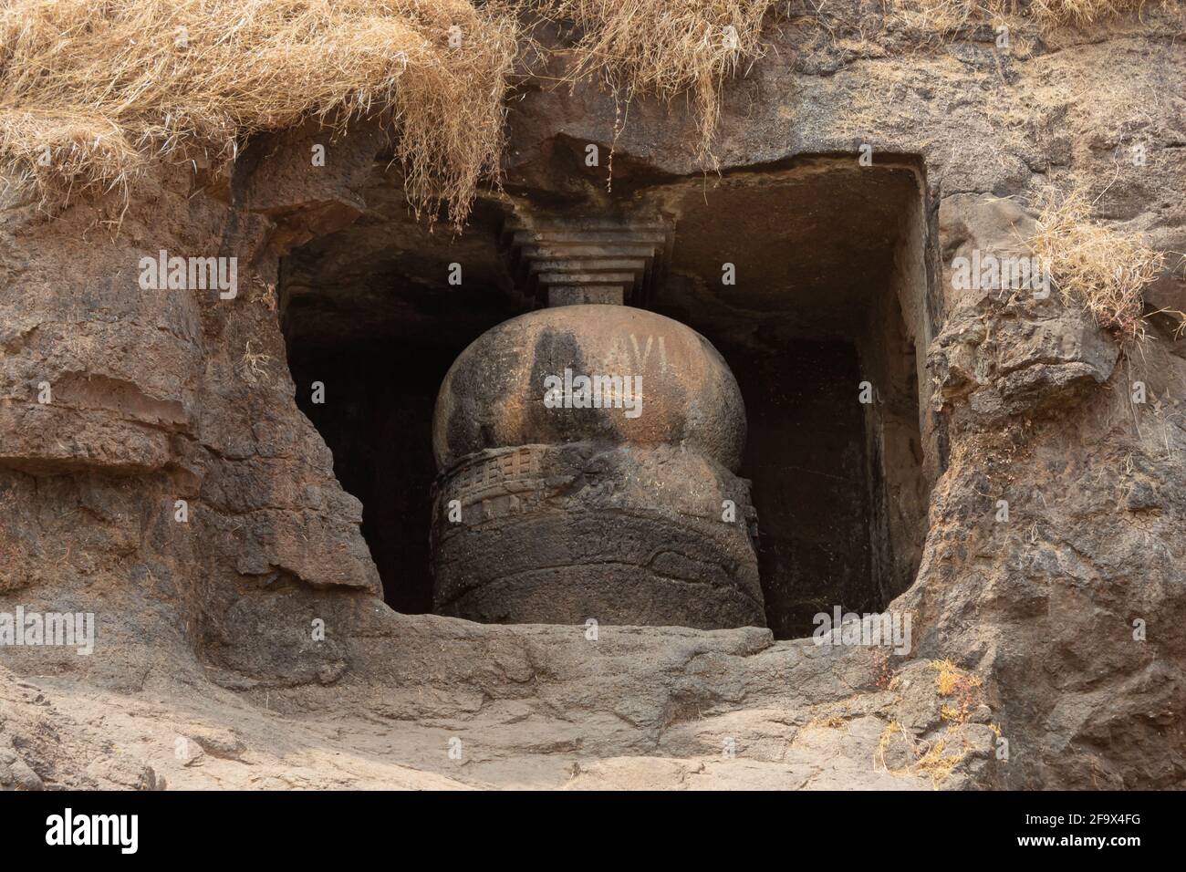 Buddhist stupa, Gandharpale Buddhist caves. Group of 30 Buddhist caves, 105 km south of Mumbai, near Mahad, Maharashtra, India Stock Photo