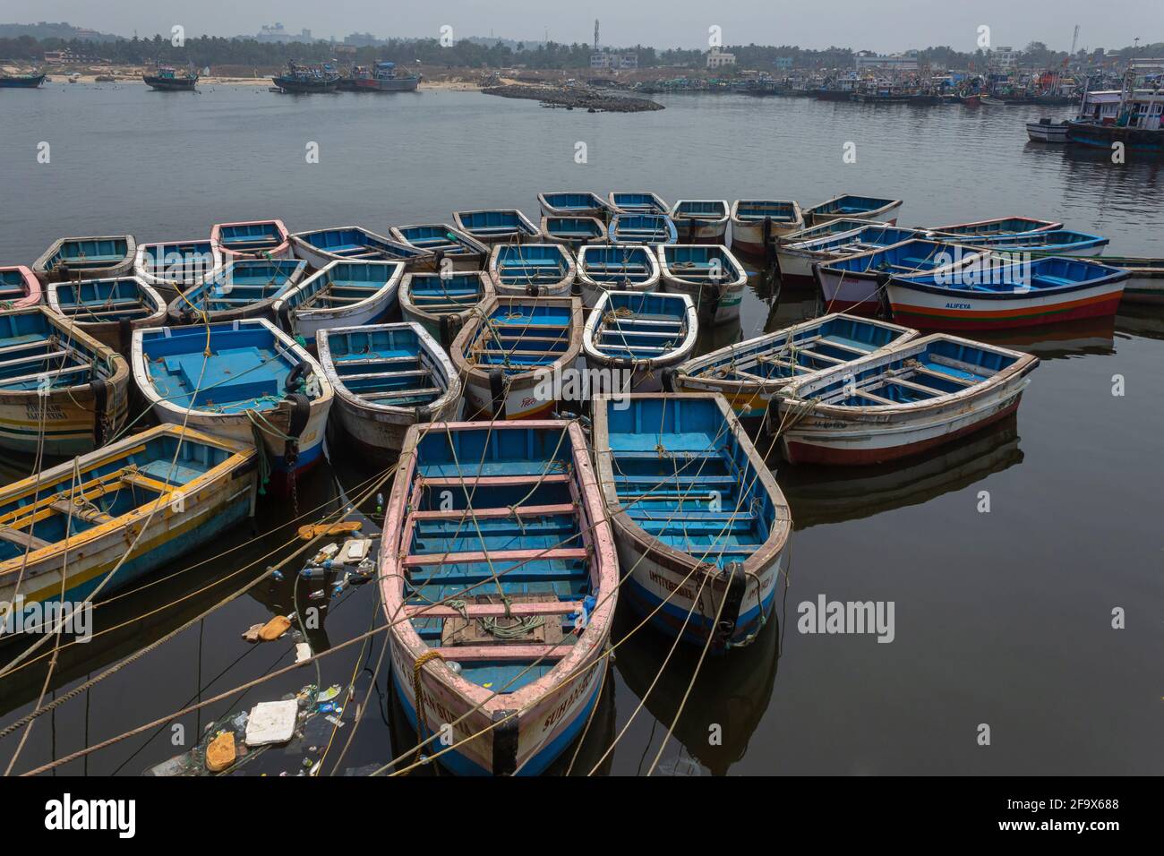 Mirkarwada jetty fish market hires stock photography and images Alamy