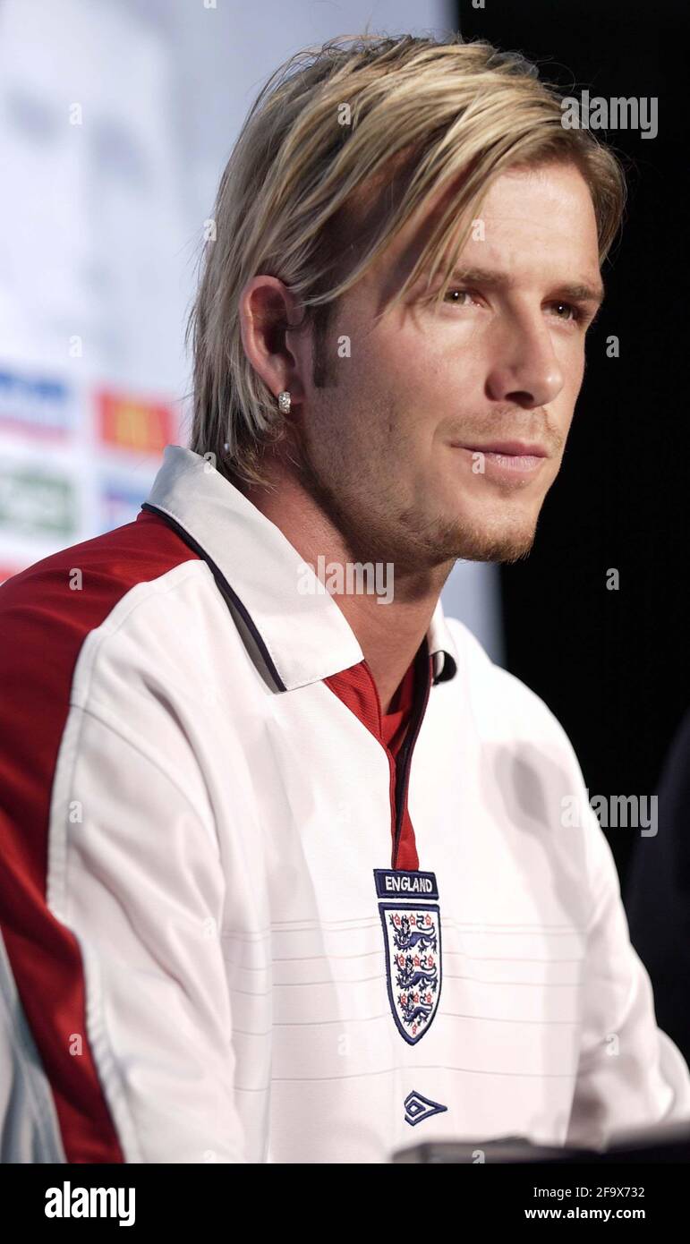 England Home Kit Launch 25.3.03 David Beckham Picture David ...