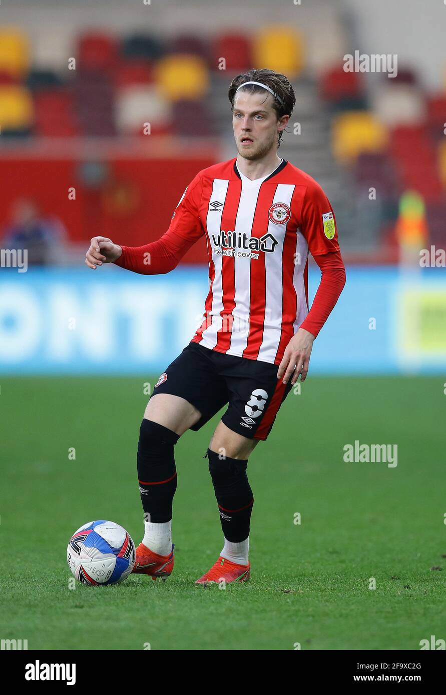 London, England, 20th April 2021. Mathias Jensen of Brentford during the Sky Bet Championship match at Brentford Community Stadium, London. Picture credit should read: David Klein / Sportimage Stock Photo