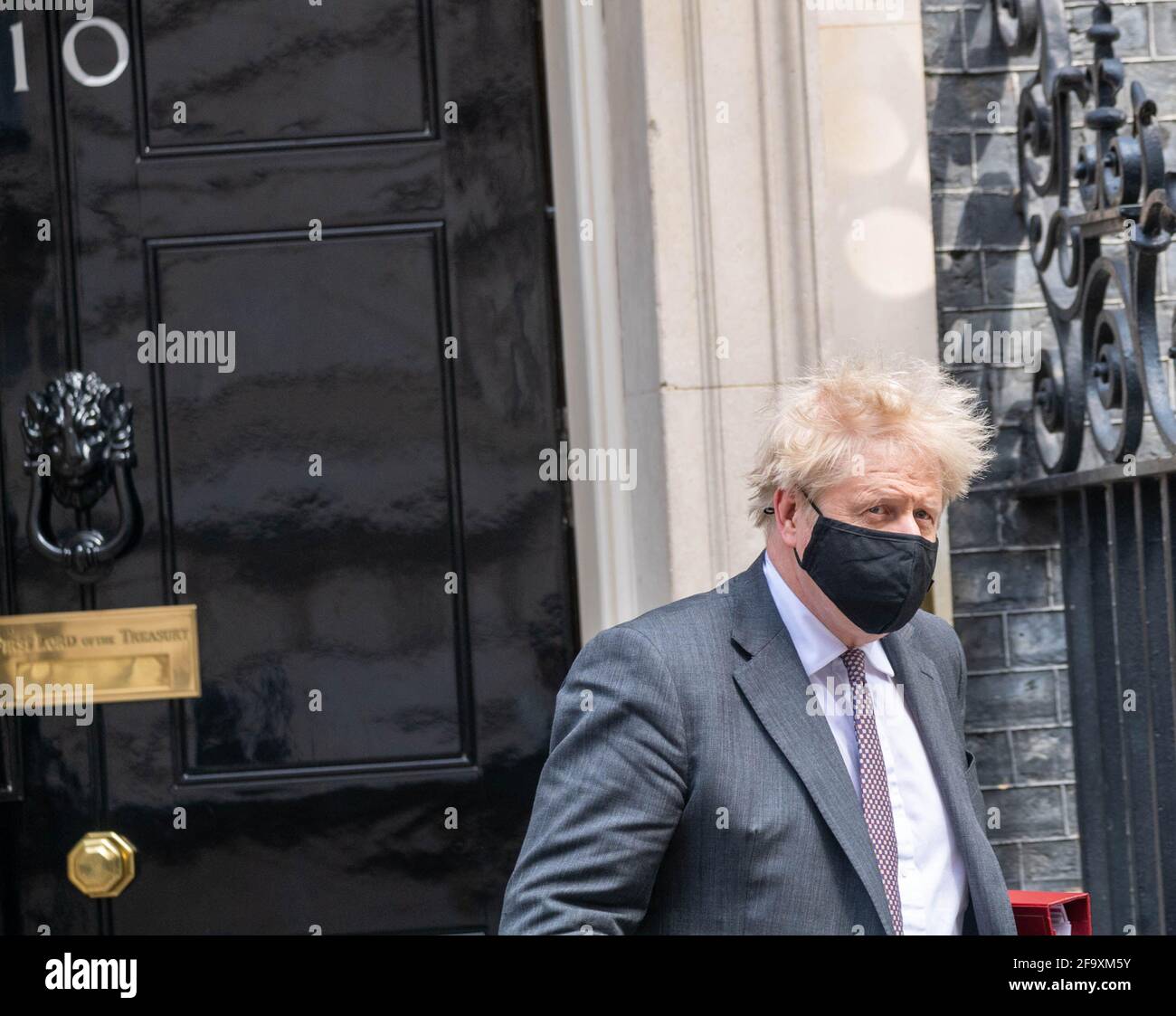London, UK. 21st Apr, 2021. Boris Johnson, MP Prime Minister leaves 10 Downing Street for Prime Minister's Questions Credit: Ian Davidson/Alamy Live News Stock Photo