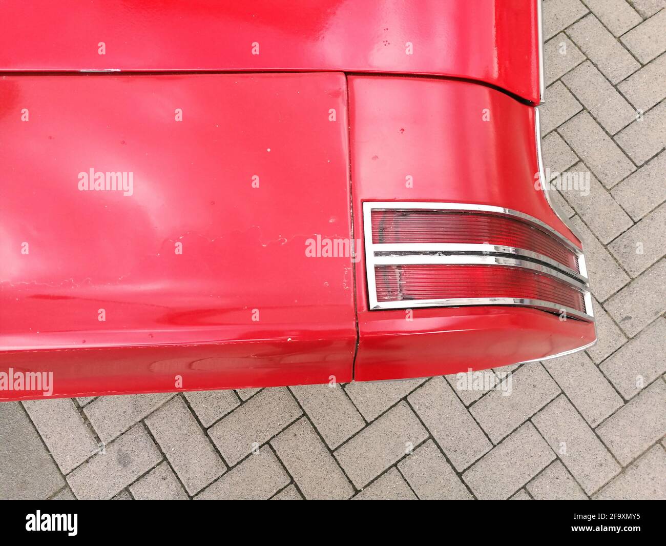 Luxury antique car hi-res stock photography and images - Alamy