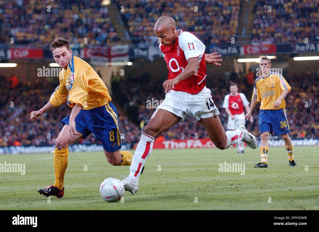 FA CUP FINAL ARSENAL V SOUTHAMPTON AT THE MELLENNIUM STADIUM